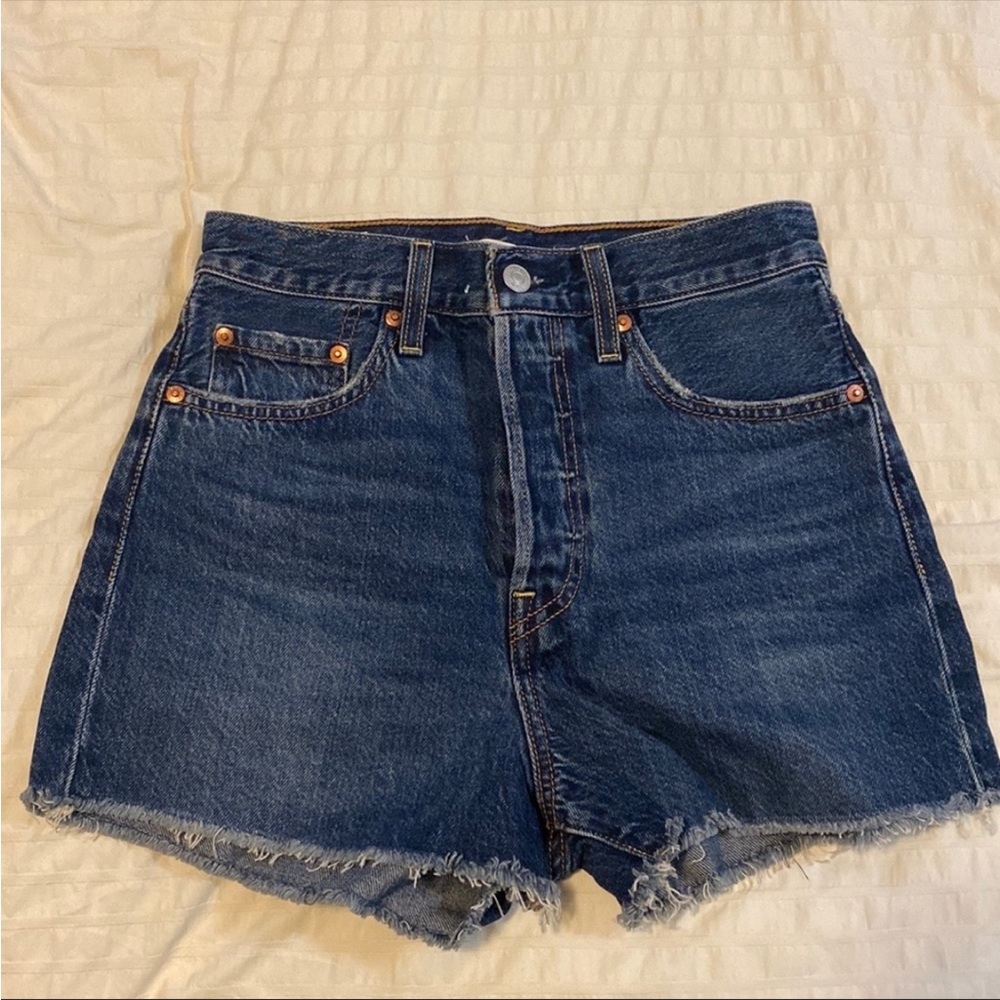 Levi’s cut offs